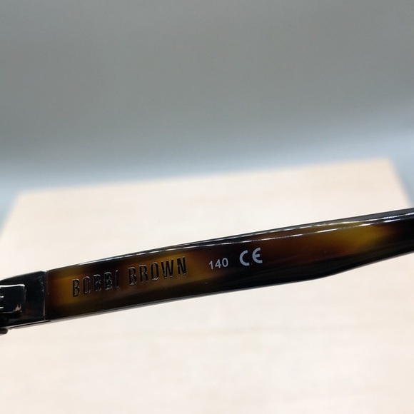 Bobbi Brown The Steve/S Sunglasses 52-18-140 classic style tortoise brown main image 7